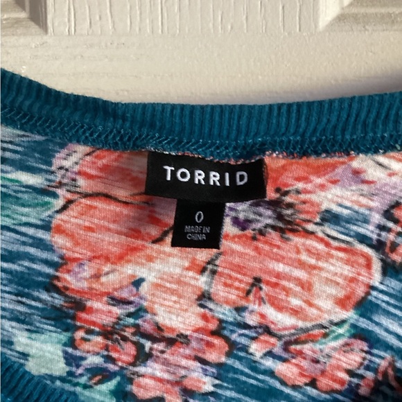 Torrid sz 0 crop babydoll tee AWESOME - Picture 2 of 3
